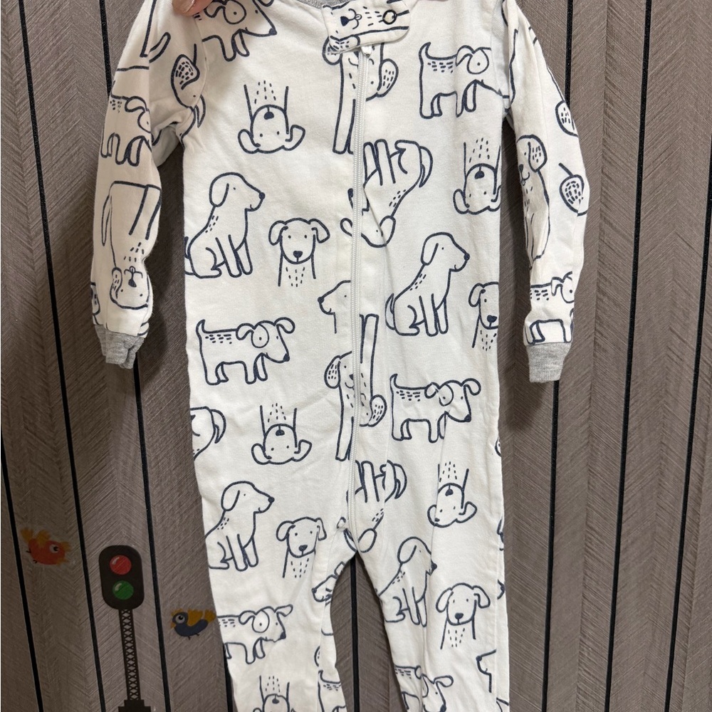 ❤️ BUNDLE 4/$20 Onesies Footies